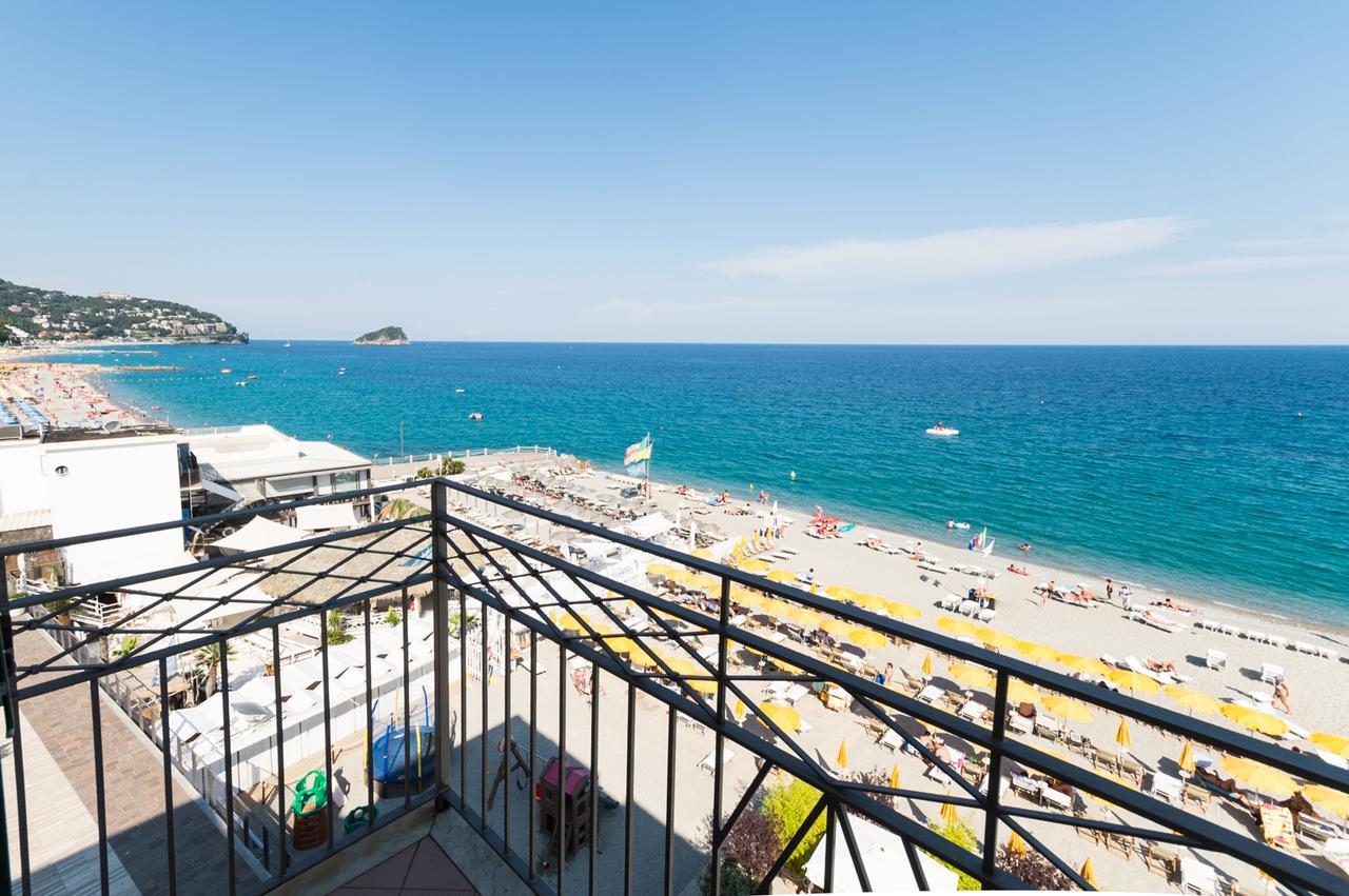 Hotel Miramare Spotorno Exterior photo